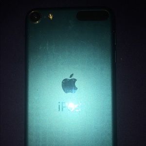 iPod lil cracked just a lil